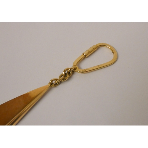 528 - Georg Jensen - an 18ct yellow gold key ring in the form of a sail, hallmarked, makers mark and numbe... 