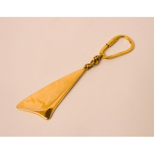 528 - Georg Jensen - an 18ct yellow gold key ring in the form of a sail, hallmarked, makers mark and numbe... 