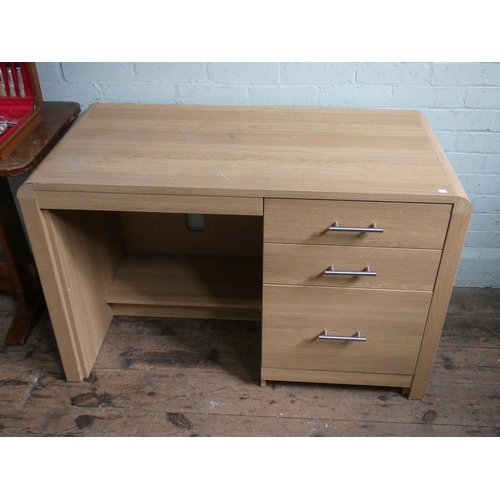 37 - A modern light oak single pedestal office desk, 44