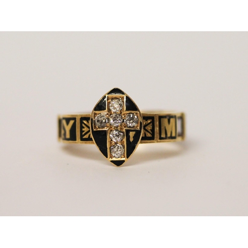 440 - 19th century 18ct gold and diamond mourning ring, set with old cut diamonds in a cross design, on ba... 