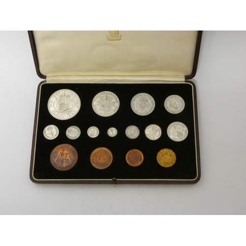 655 - George VI 1937 Proof Coin Set - Crown - farthing including Maundy Set, in its box of issue