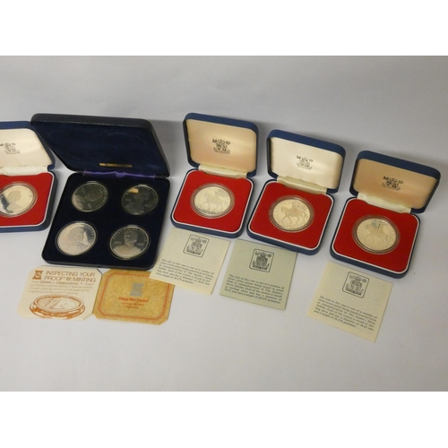 659 - Queen Silver Jubilee 1977 silver proof crowns, (6), with cased set of four Silver Jubilee Medallions