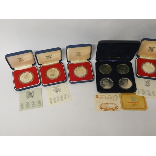 659 - Queen Silver Jubilee 1977 silver proof crowns, (6), with cased set of four Silver Jubilee Medallions