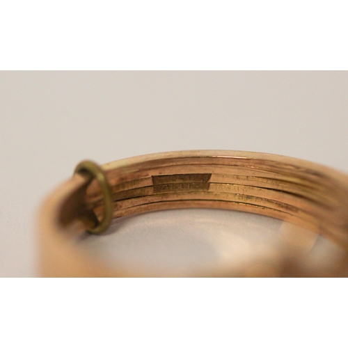 504 - A Middle eastern gold stacking ring, foreign hallmarks. 4.6g