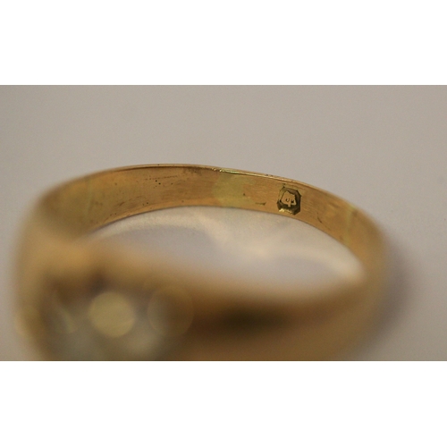 541 - A Victorian 18ct yellow gold single stone signet ring, ring size Q,  5.7g