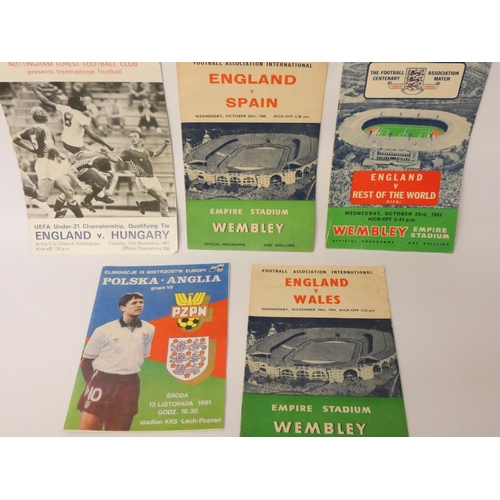 219 - Football programmes - 1954 England V Wales, 1960 England V Spain, 1963 England V The Rest of The Wor... 