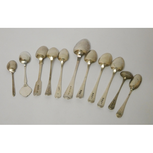 621 - A collection of 19th & 20th century silver spoons, gross weight 6.1 troy ounces