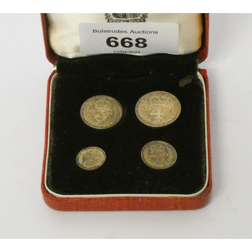 668 - A cased set of Maundy money, 1950