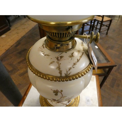 292 - Royal Worcester Victorian oil lamp, date letter for 1887, on gilt brass base with funnel and glass s... 