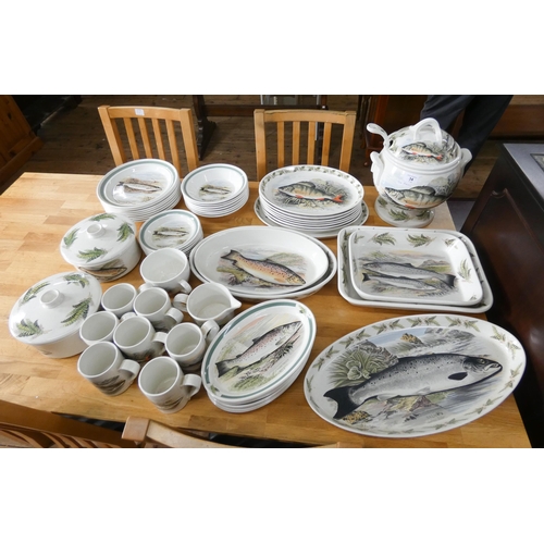 34 - Portmeirion 'The Compleat Angler' fish decorated dinner service - 54 pieces