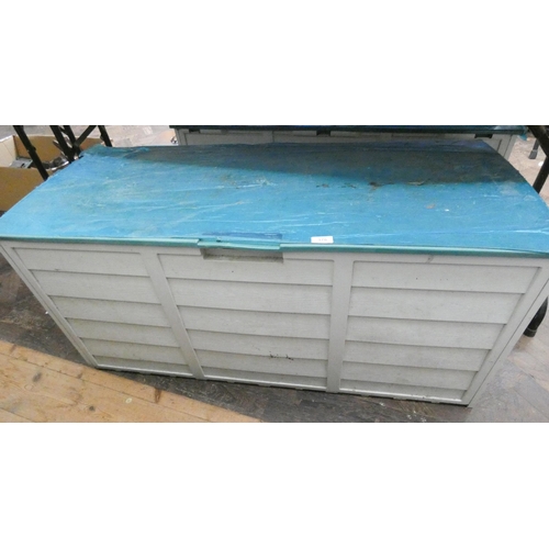 376 - A large plastic garden storage box, 44