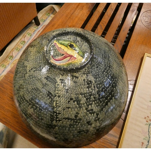 252 - An unusual papier mâché hand painted bowl decorated with a snakeskin design, together with a 20th ce... 