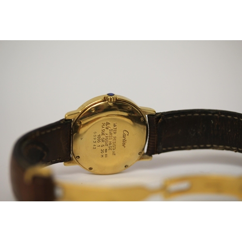 615 - Cartier Ronde Must De Cartier quartz wristwatch, 36mm silver gilt dial, with brown leather strap and... 