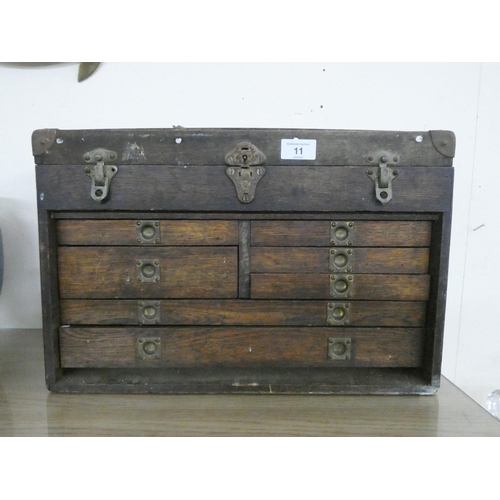 Lot 11        
