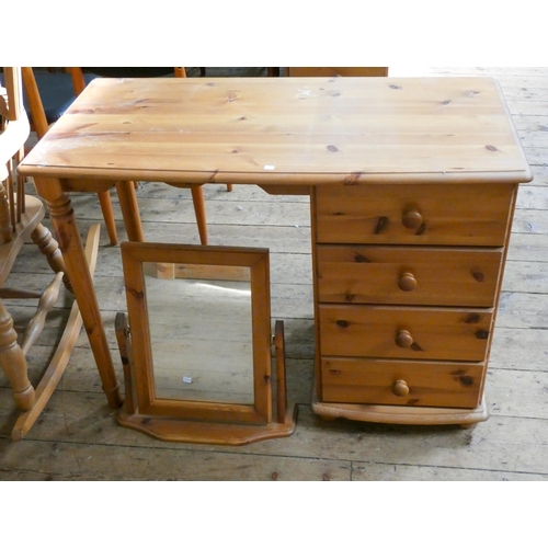 87 - A modern pine single pedestal dressing table fitted four drawers, 3'3