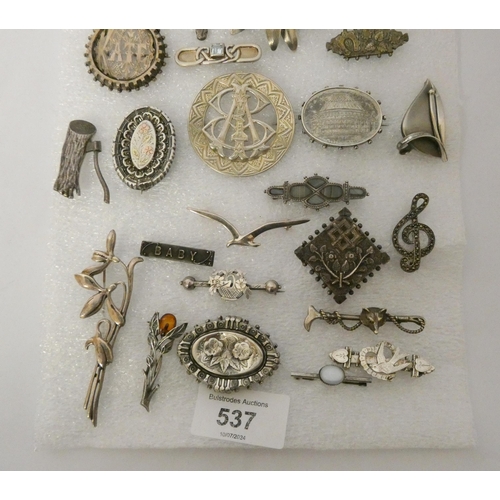 537 - A collection of Victorian and later silver brooches 24 in the lot