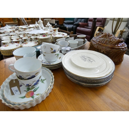 32 - Royal Worcester Evesham pattern china, Portmeirion game dish etc