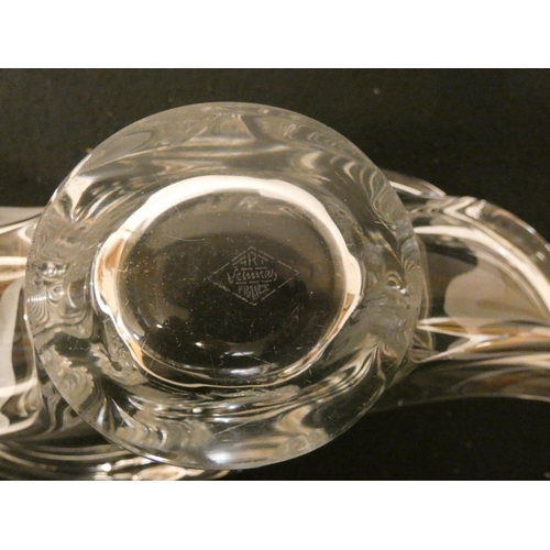 210 - A large French Art glass bowl with signature to the base