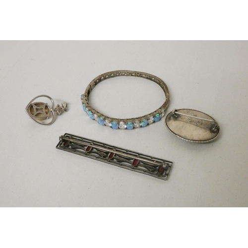 592 - A modern silver and opalite bangle and other pieces of silver jewellery