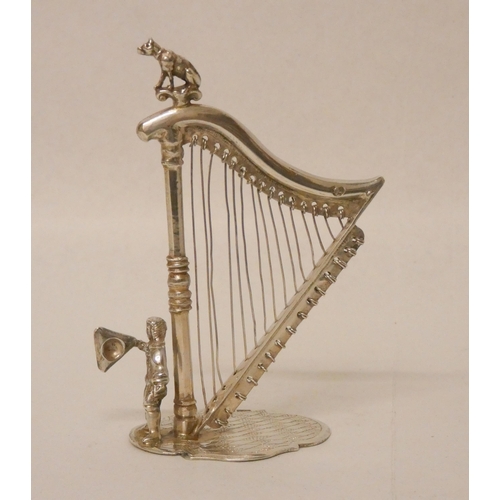 542 - An Edwardian silver novelty model of a harp. Hallmarked Sheffield 1900. 2.1 troy ozs. 10cm tall