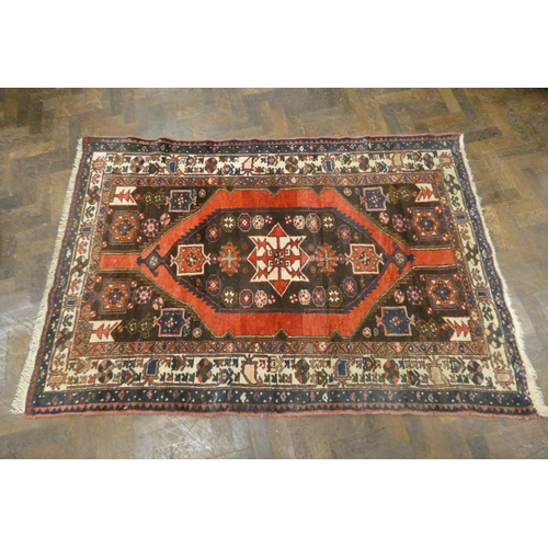 395 - A modern Turkish Persian designed carpet measuring 80