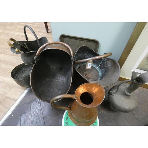 419 - A collection of brass and copper ware to include tray, coal scuttle etc