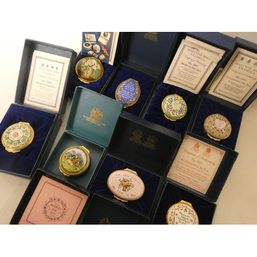 224 - A collection of ten Halcyon Days enamelled trinket boxes to include Mother's Day, Gundogs, floral ex... 