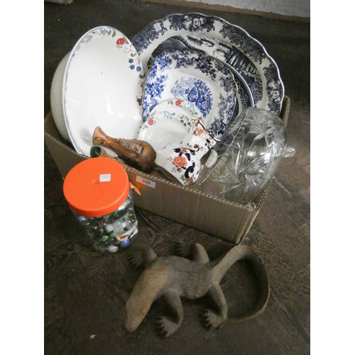 820 - A quantity of meat plates, china bowls, a glass dish, a model lizard, bottle of marbles etc