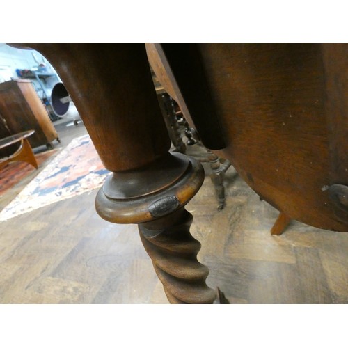 475 - A Victorian walnut and inlaid chess topped occasional table on barley twist and pillar base and tilt... 