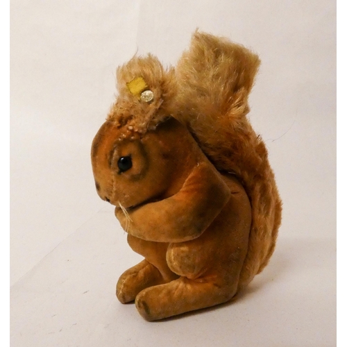 651 - Steiff vintage miniature model of a red squirrel, steel button to left ear. 10cms tall