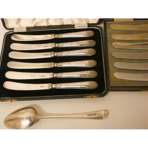 517 - A case set of six silver handled pastry knives, a silver dessert spoon and a small set of silver han...