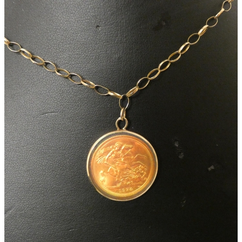 534 - 9ct gold belcher link chain with holographic pendant depicting a 1974 Sovereign in 9ct mount. Chain ... 