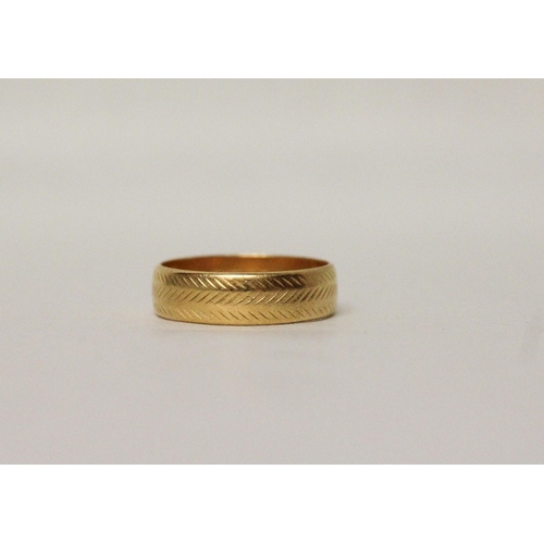 502 - 22ct gold wedding band , ring size P, weight 4.7g