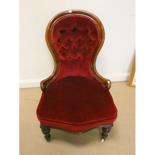 118 - A Victorian mahogany framed spoon backed occasional chair, upholstered in button red draylon