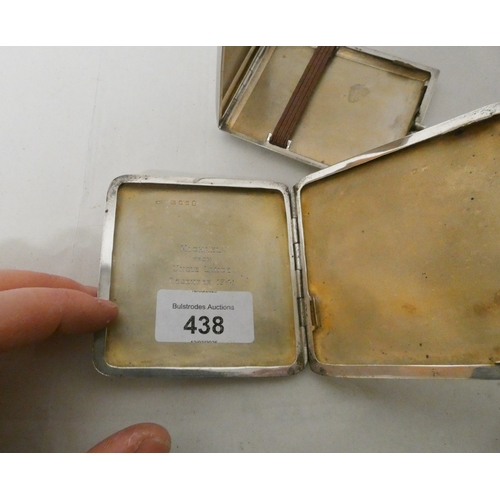 438 - Two vintage silver engine turned cigarette cases, gross weight 5.74 troy ounces.