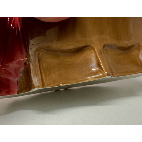 201 - Royal Doulton vintage lady figure Daffy Down Dilly HN1712 and a seated figure Belle of The Ball, HN ... 