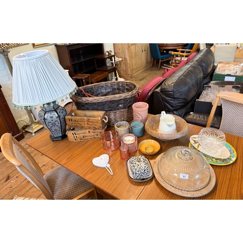 81 - Collectables to include a cheese dome, a treen fruit bowl, Harry Potter pen boxes, a wicker basket, ... 