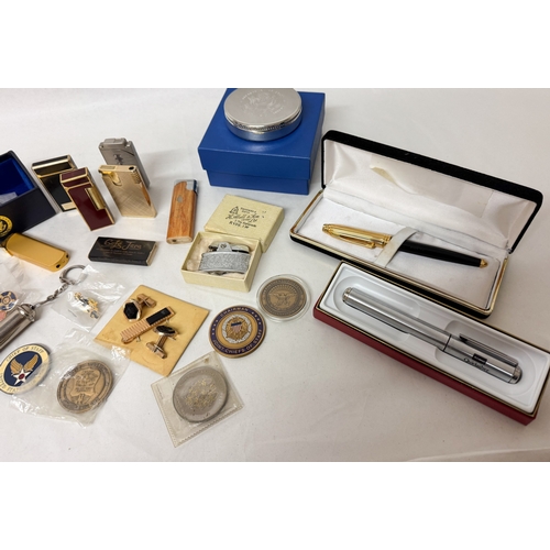 239 - Collectables to include pens, lighters to include Ronson, four gent's wrist watches to include Seiko... 