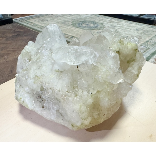 314 - A quartz crystal cluster