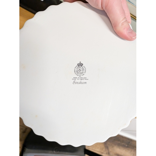 24 - Several pieces of Royal Worcester Evesham fruit pattern china...
