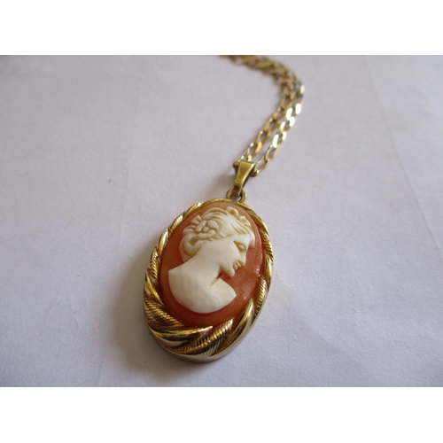 203 - Vintage 9ct Gold Cameo Pendant and Matching Chain Total Weight 4.9gr