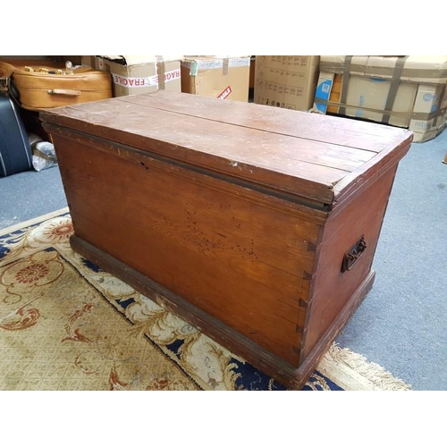 1023 - Vintage Wooden Chest / Blanket Box with Carrying Handles