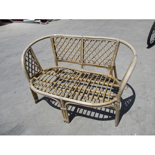 2040 - Wicker Garden Couch