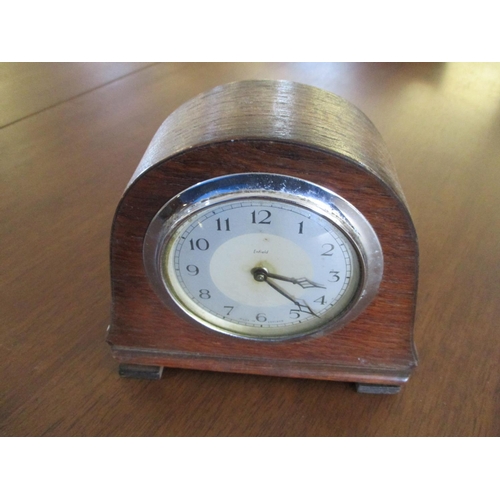 1033 - Small Entifild Mantle Clock