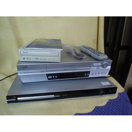 869 - Phillips DVD Player & Records, VHS & Portable CD-RAW