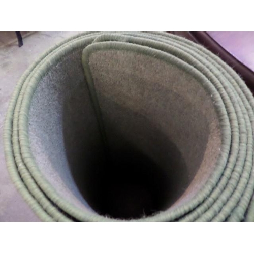 685 - 3 x Green Carpets/Rugs