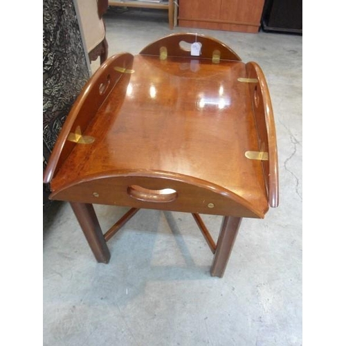 1036 - Butlers Table - Reproduction