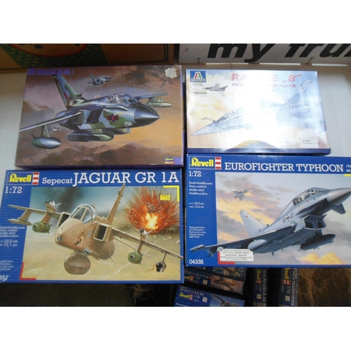 1046 - Four 1:72 Scale Model Planes: Tornado GB MK 1, RAFALE B, Seperate Jaguar, Eurofighter Typhoon