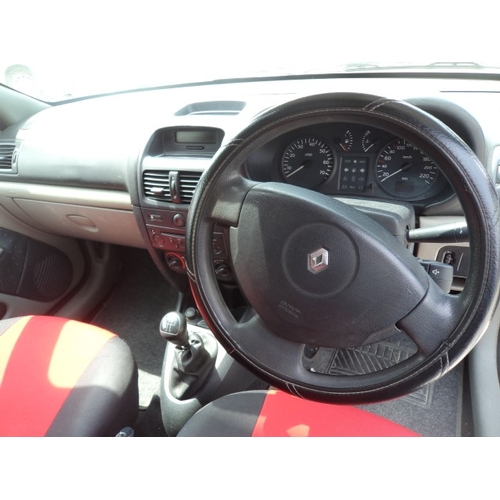 2025 - Renault Clio (2001), 1.4L, Manual, Petrol, 147000KM, Tax'd Until June 18, M.O.T. Until 28/2/2019** B... 