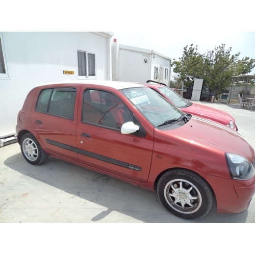 2025 - Renault Clio (2001), 1.4L, Manual, Petrol, 147000KM, Tax'd Until June 18, M.O.T. Until 28/2/2019** B... 